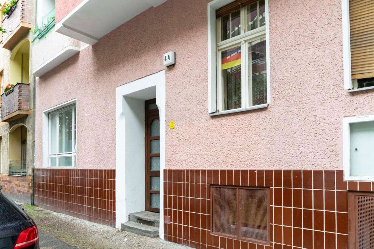 Cozy 2 Room Apartment Next To Hermannstrasse 베를린 외부 사진
